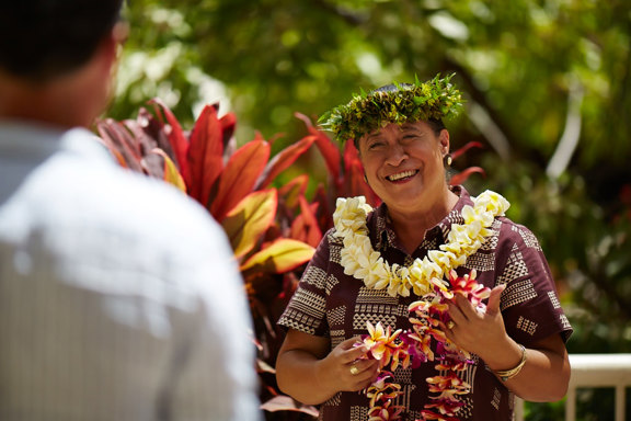 Hawaiian cultural experience with Outrigger host