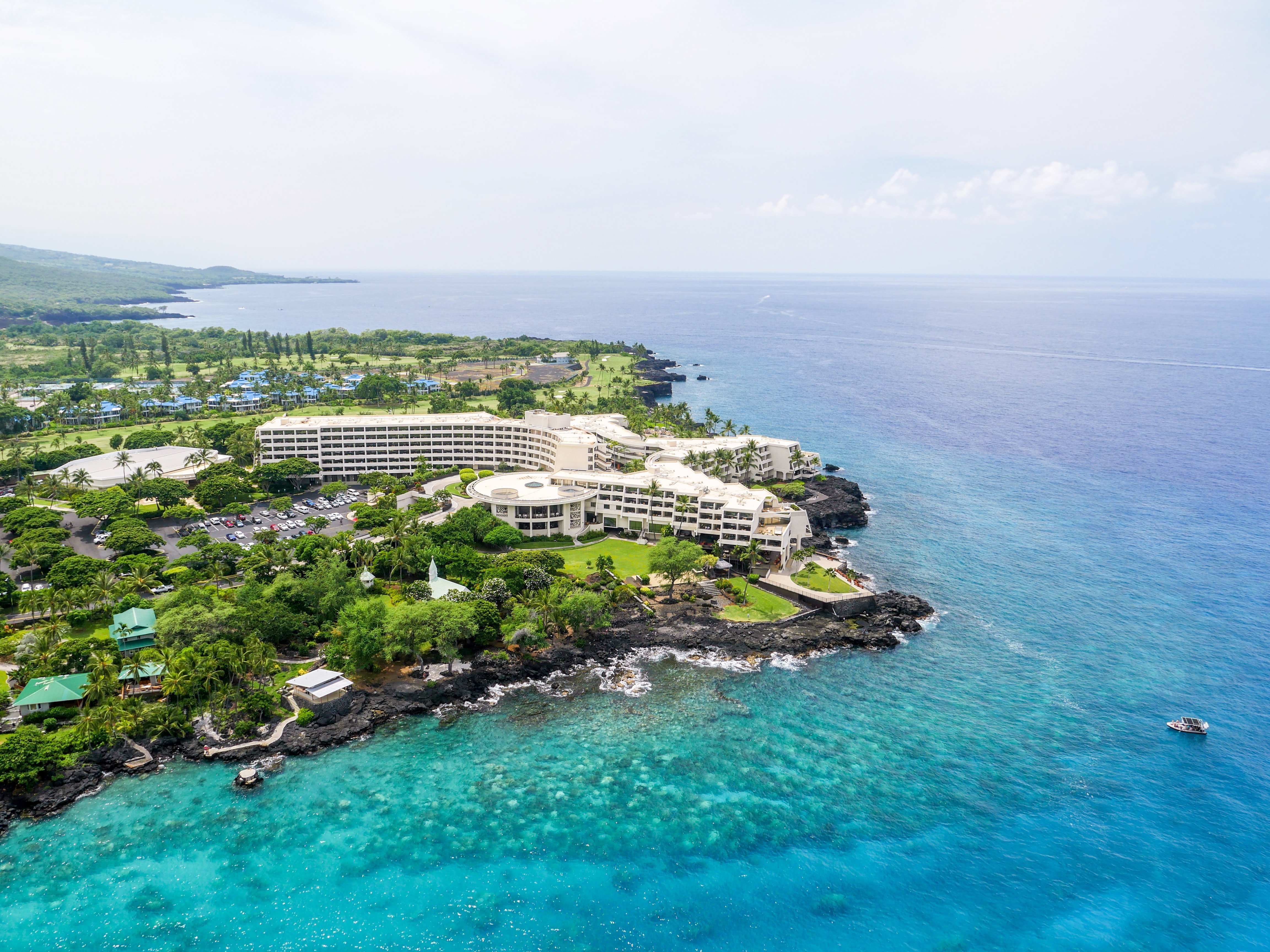 Vue aérienne de l'OUTRIGGER Kona Resort & Spa