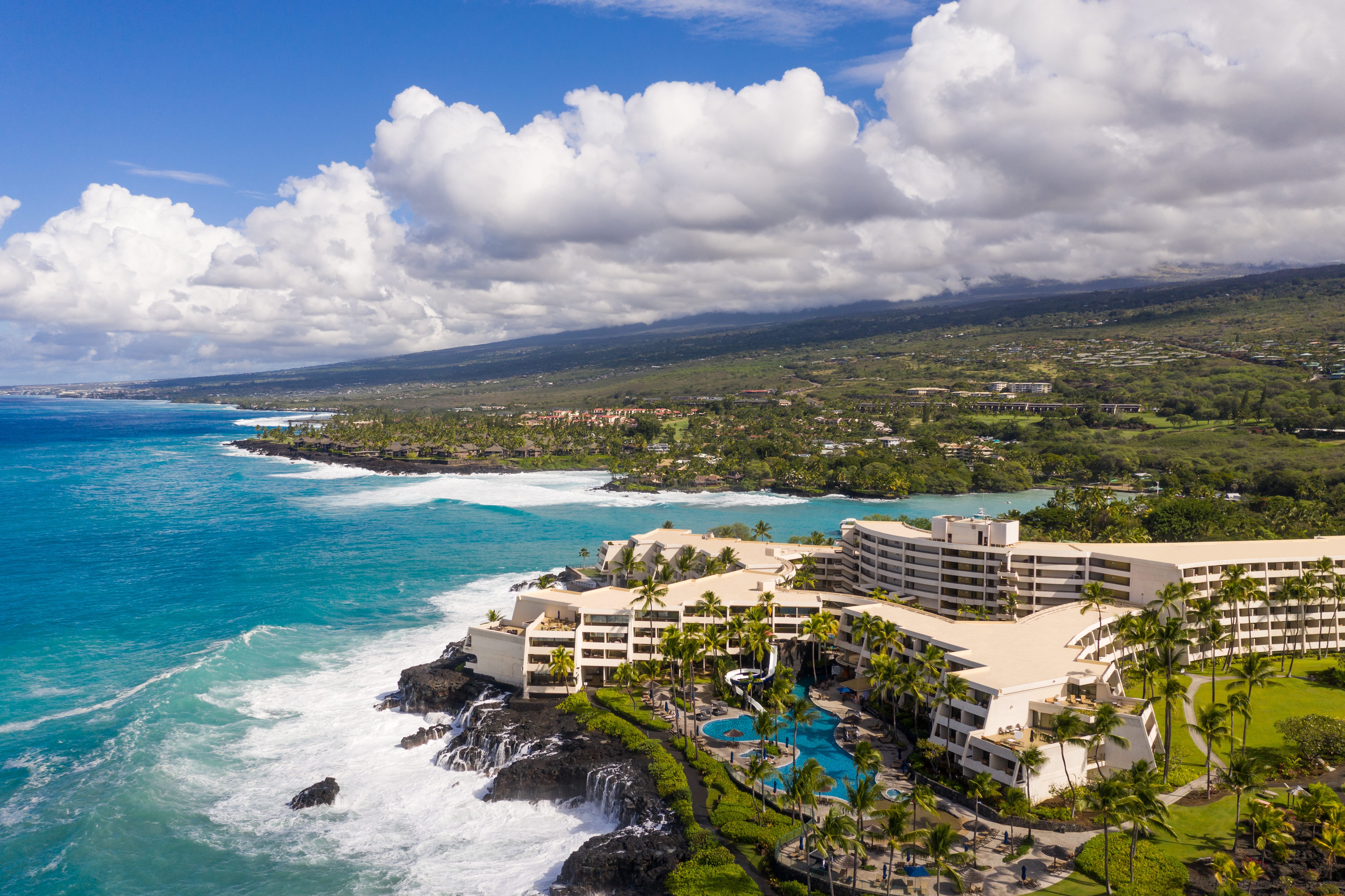 Vue aérienne de l'OUTRIGGER Kona Resort & Spa